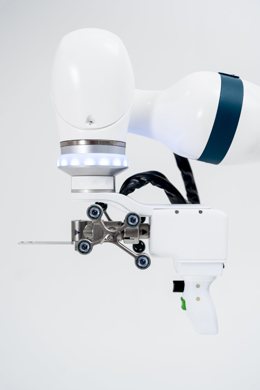 Andy, robot chirurgical orthopédique-2
